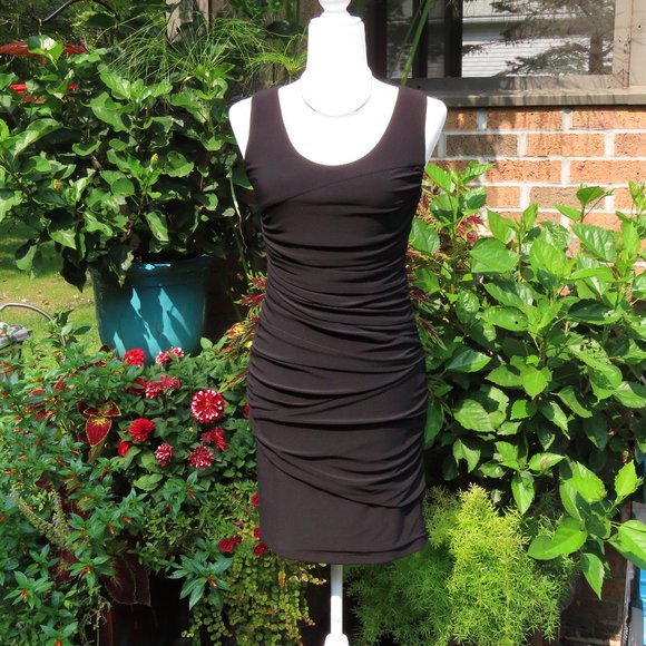 Little Black Ruched Dress - Picture 5 of 5